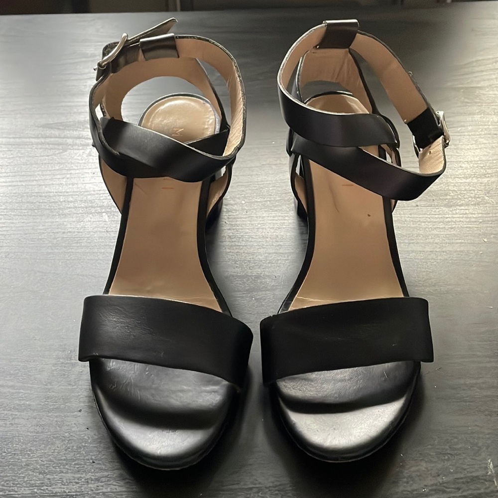 M.Gemi black patent sandals